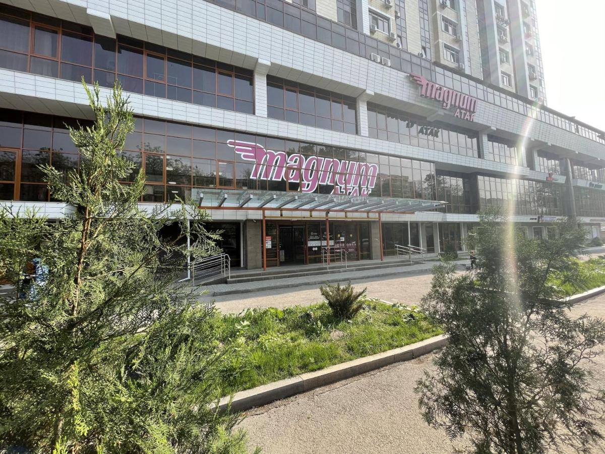 Апартаменты #3 Almaty Exterior foto
