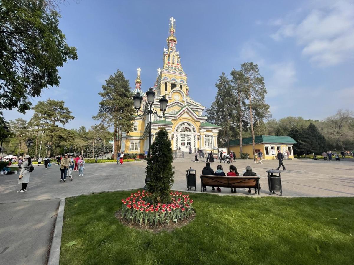 Апартаменты #3 Almaty Exterior foto
